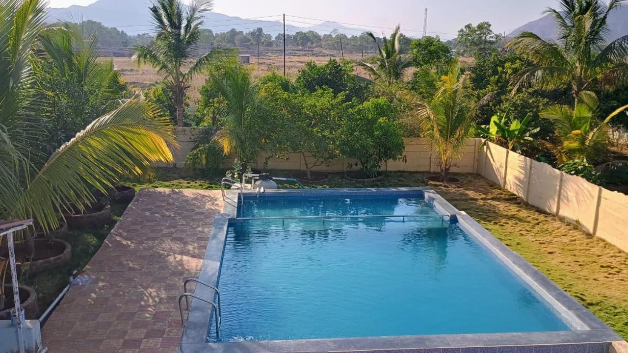 Sai Farm Hotel Karjat Kültér fotó